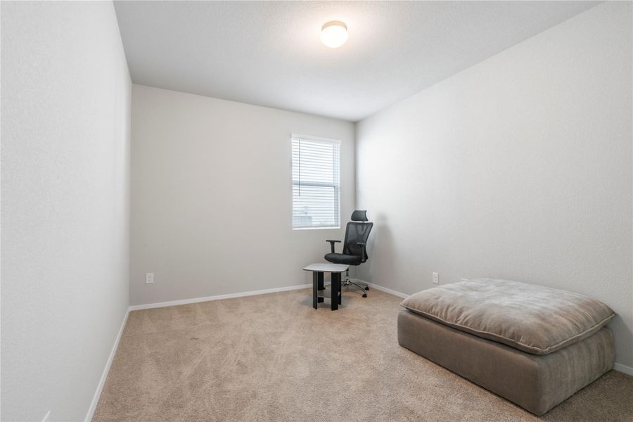 Study (can be used as a 2nd bedroom downstairs) Study (can be used as a 2nd bedroom downstairs)