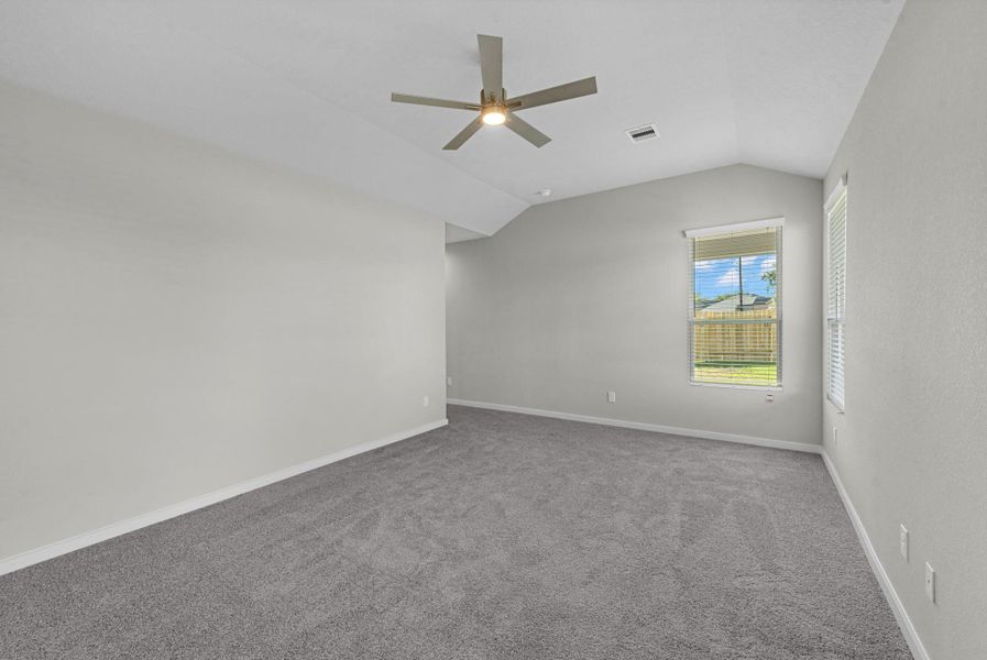Spacious, unfurnished interior of a new home in Grand Oaks Village, Houston (Image 24). Spacious, unfurnished interior of a new home in Grand Oaks Village, Houston (Image 24).