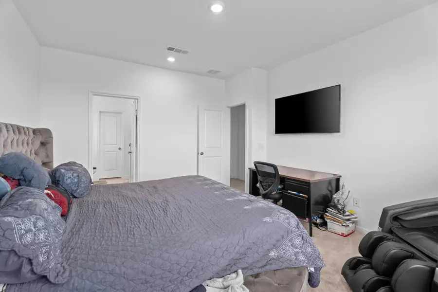 Furnished interior view inside a new home in , Crosby (Image 6).
