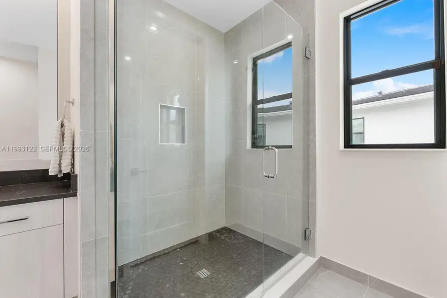 Image 52 of a home in Solana Bay at Avenir.