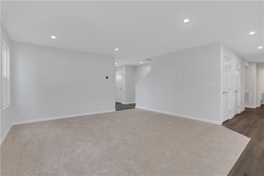 Spacious, unfurnished interior of a new home in Summertree, Stone Mountain (Image 35).