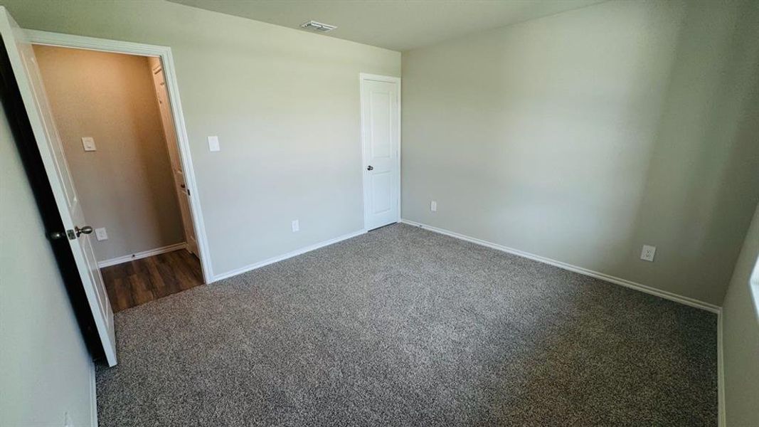 Spacious, unfurnished interior of a new home in Lonestar at Liberty Trails, Fort Worth (Image 12). Spacious, unfurnished interior of a new home in Lonestar at Liberty Trails, Fort Worth (Image 12).