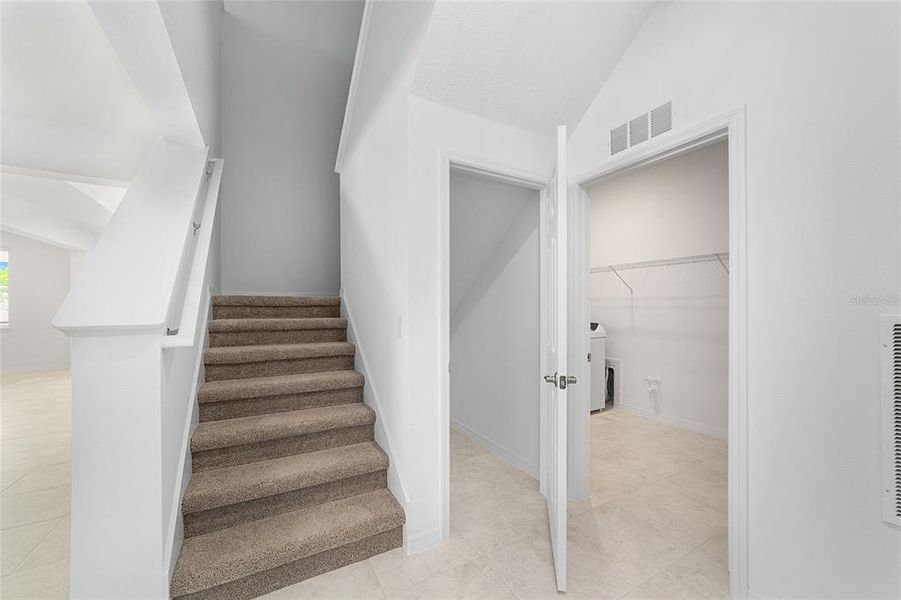 Spacious, unfurnished interior of a new home in Calesa Township, Ocala (Image 50).