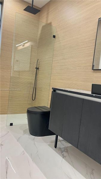 Close-up of interior finishes inside a home in , Fort Lauderdale (Image 13).