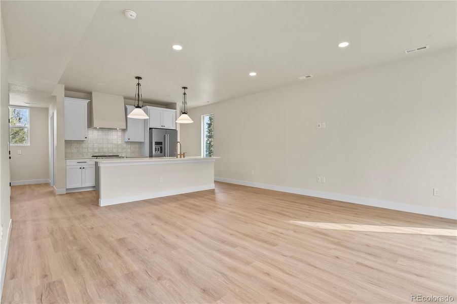 Spacious, unfurnished interior of a new home in , Colorado Springs (Image 28).