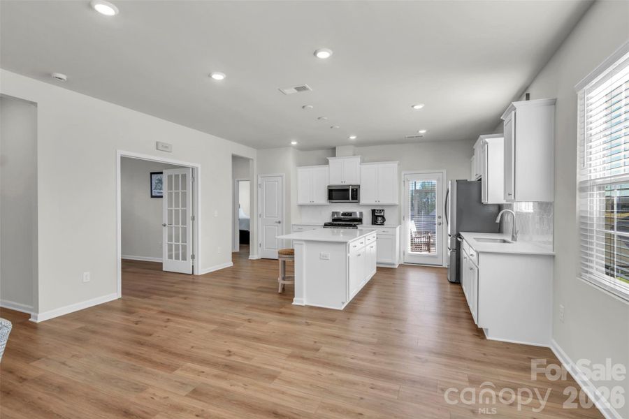 Furnished interior view inside a new home in Elizabeth, Fort Mill (Image 9).