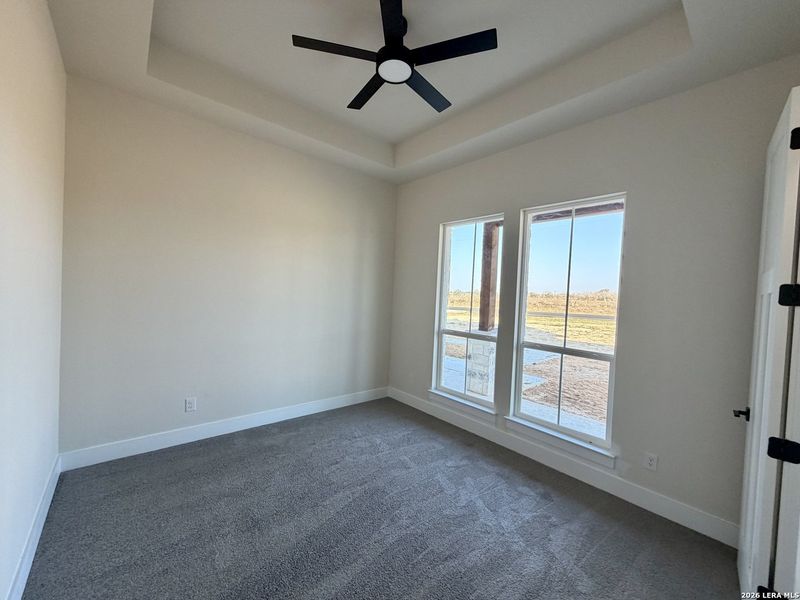 Spacious, unfurnished interior of a new home in , Floresville (Image 20).