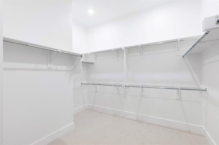 Spacious, unfurnished interior of a new home in Wellington, Haslet (Image 20).