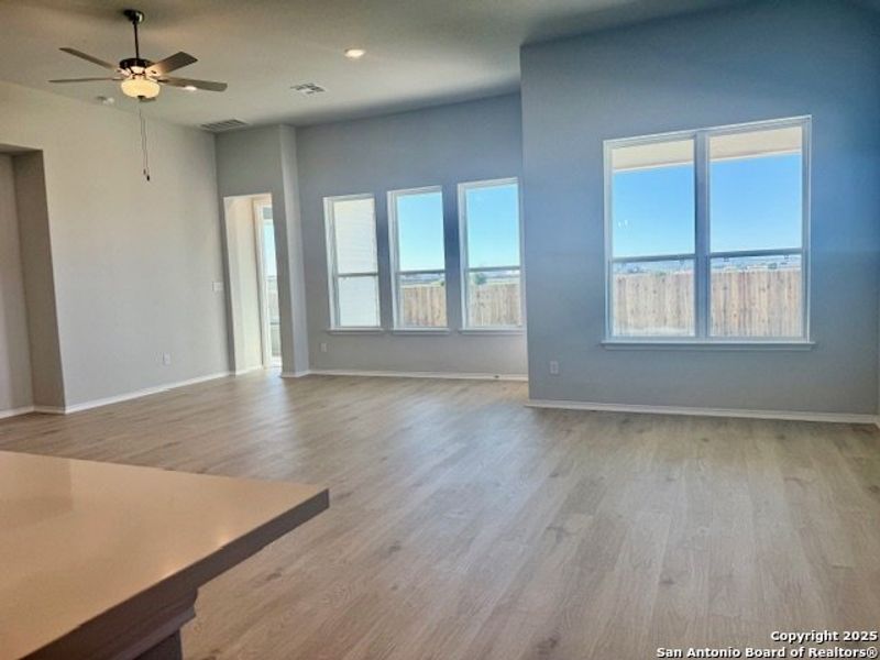 Spacious, unfurnished interior of a new home in Megan's Landing 50', Castroville (Image 8).