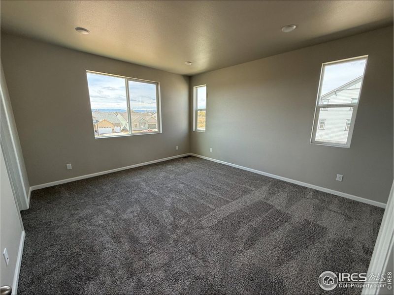 Spacious, unfurnished interior of a new home in Highlands Preserve, Mead (Image 10).