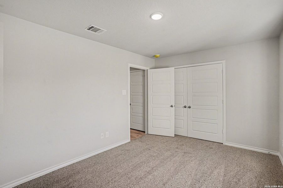 Spacious, unfurnished interior of a new home in , San Antonio (Image 13).