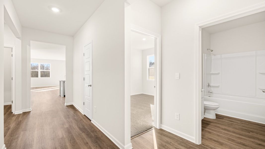 Representative unfurnished interior of a home built from the Cali by D.R. Horton in Jackson Landing, Jefferson (Image 15).