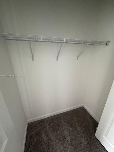 Spacious, unfurnished interior of a new home in , Pembroke Pines (Image 11).