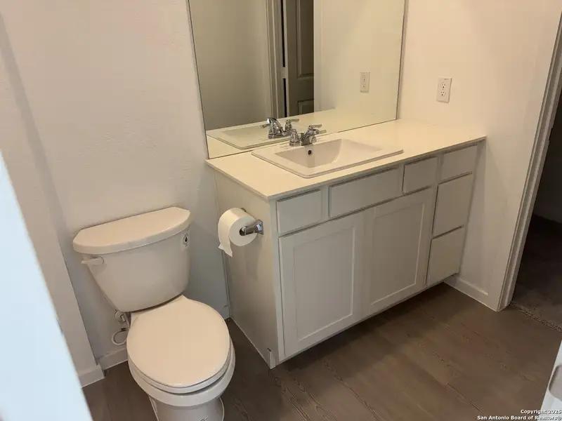 Furnished interior view inside a new home in Kyndwood: Cottage Collection, New Braunfels (Image 6). Furnished interior view inside a new home in Kyndwood: Cottage Collection, New Braunfels (Image 6).