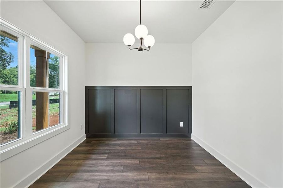 Spacious, unfurnished interior of a new home in , Cartersville (Image 11).