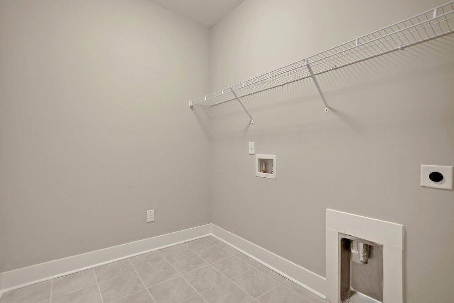 Spacious, unfurnished interior of a new home in Creek Pointe, Moncks Corner (Image 24).