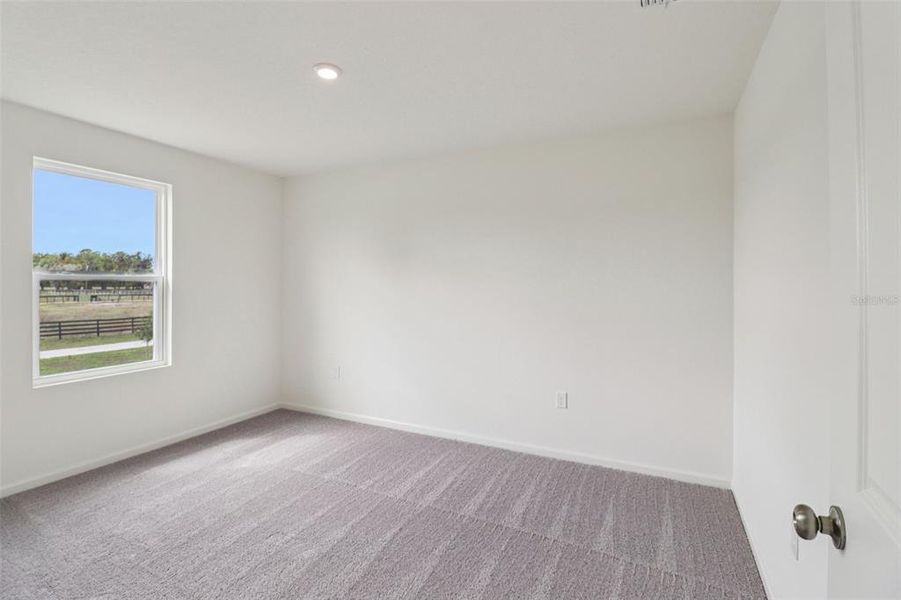 Spacious, unfurnished interior of a new home in Sumter Villas, Sumterville (Image 18).