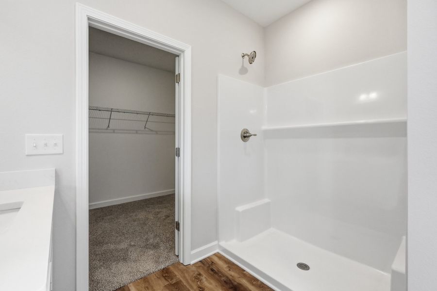 Spacious, unfurnished interior of a new home in Southern Charm, Crestview (Image 33).