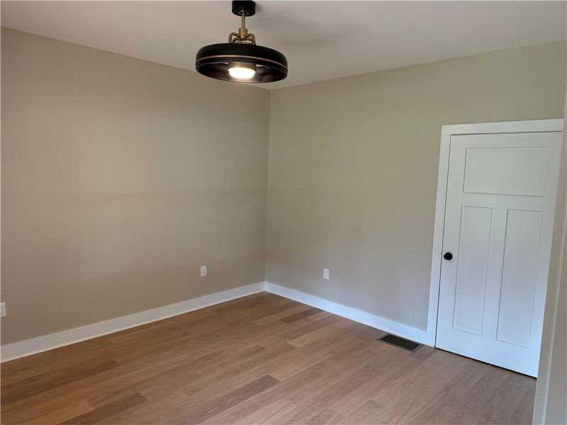 Spacious, unfurnished interior of a new home in , Dahlonega (Image 10).