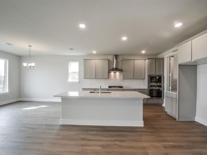 Furnished interior view inside a new home in Sierra Vista, Rosharon (Image 11).