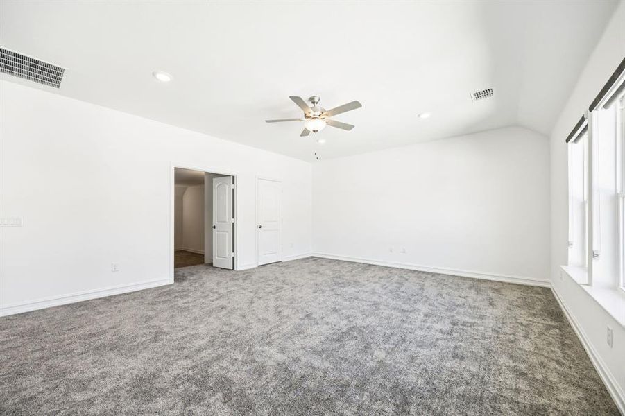 Spacious, unfurnished interior of a new home in , McKinney (Image 32). Spacious, unfurnished interior of a new home in , McKinney (Image 32).
