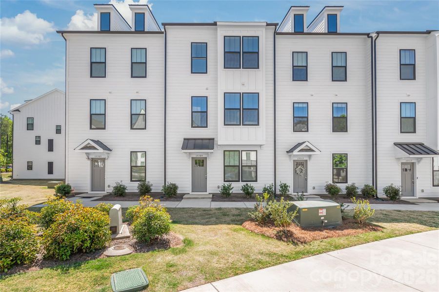 Image 35 of a home in .