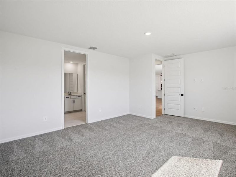 Spacious, unfurnished interior of a new home in Two Rivers - Signature Series, Zephyrhills (Image 28). Spacious, unfurnished interior of a new home in Two Rivers - Signature Series, Zephyrhills (Image 28).