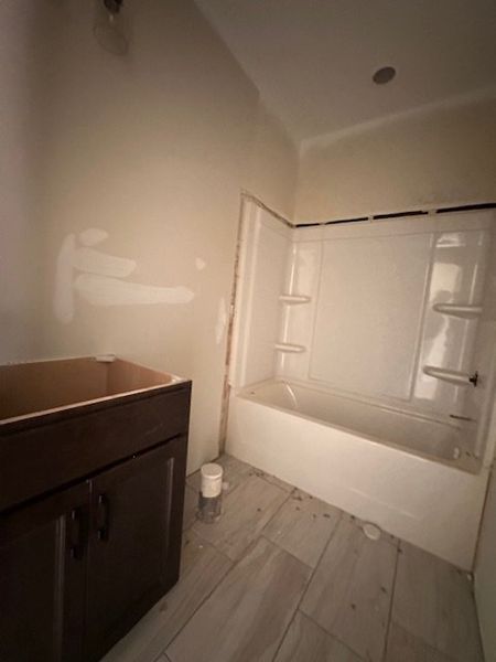 Image 17 of a home in Deer Creek. Image 17 of a home in Deer Creek.