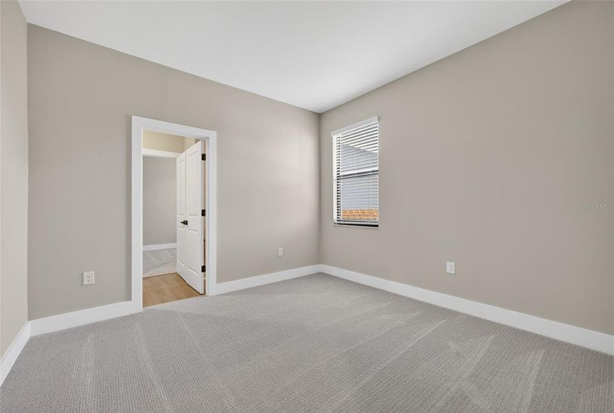 Spacious, unfurnished interior of a new home in , Port Charlotte (Image 35).