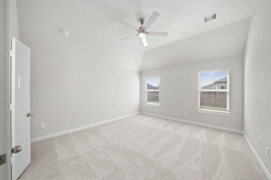 Spacious, unfurnished interior of a new home in Beacon Hill, Waller (Image 9). Spacious, unfurnished interior of a new home in Beacon Hill, Waller (Image 9).