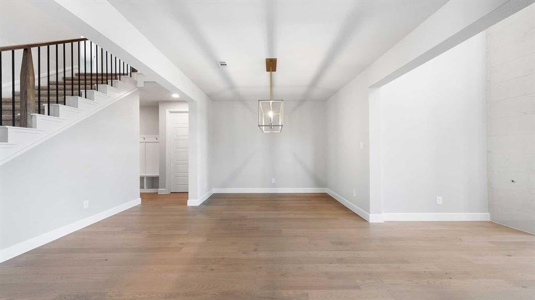 Spacious, unfurnished interior of a new home in Terraces 82'/100', Rockwall (Image 22).