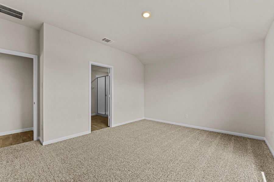 Spacious, unfurnished interior of a new home in Whisper South, San Marcos (Image 23).