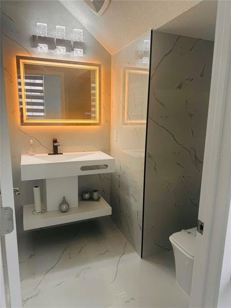 Image 34 of a home in .