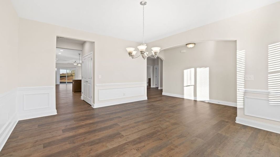 Spacious, unfurnished interior of a new home in Bentley Manor, Greer (Image 16).