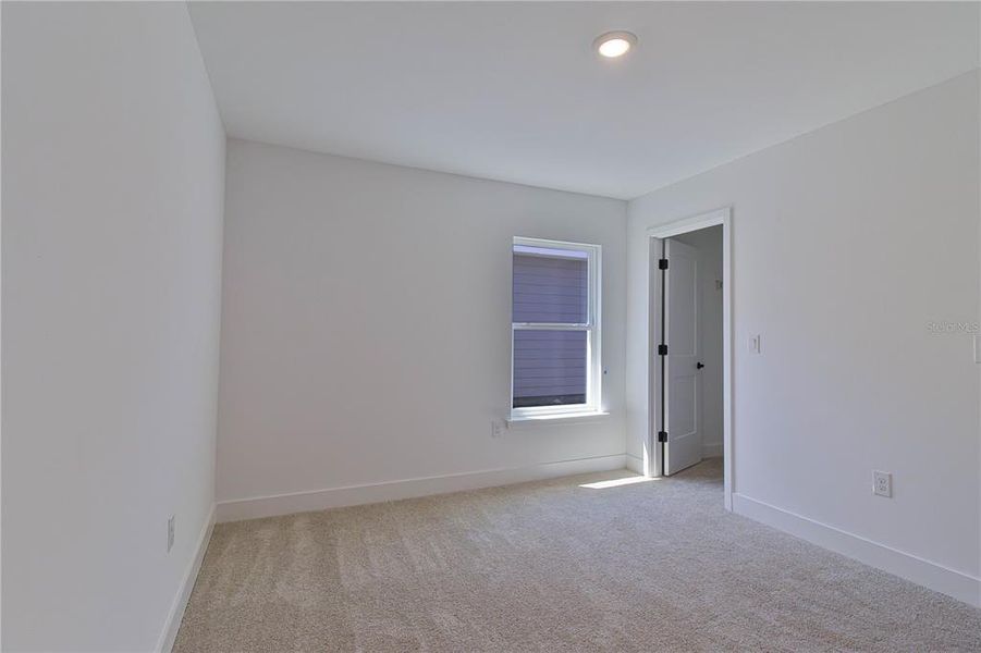 Spacious, unfurnished interior of a new home in Briarwood, Alachua (Image 40).