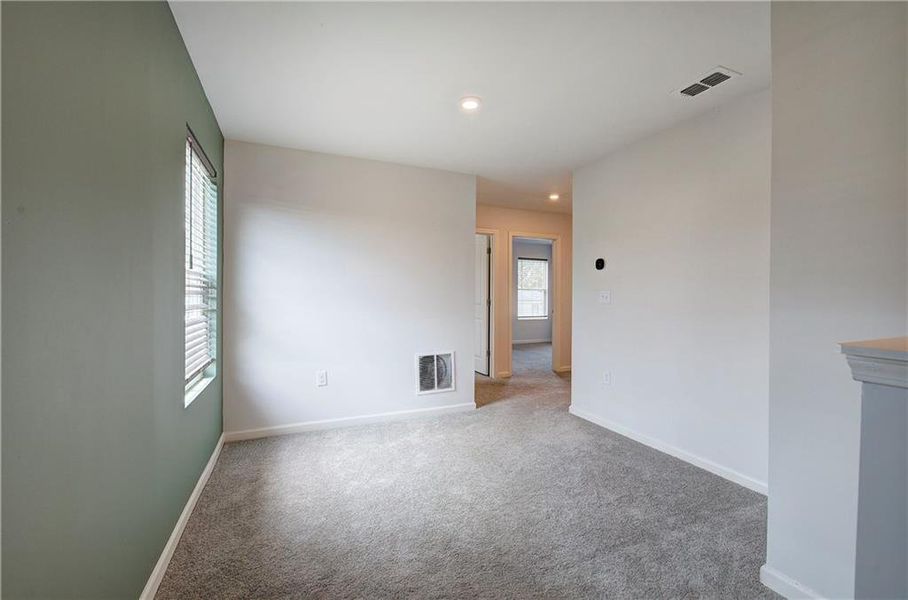 Spacious, unfurnished interior of a new home in Kingston Park, Kingston (Image 12).