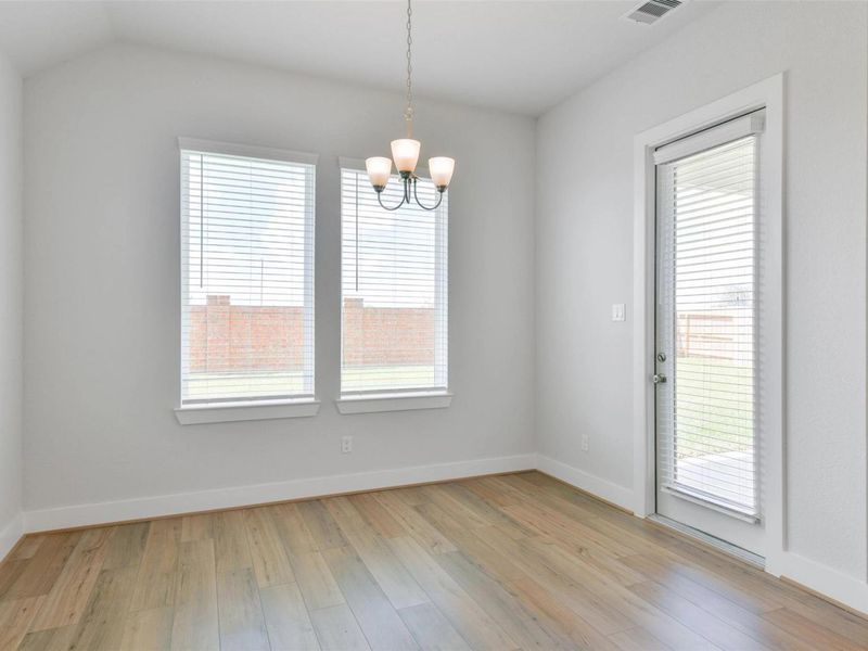 Spacious, unfurnished interior of a new home in Lago Mar, Texas City (Image 17). Spacious, unfurnished interior of a new home in Lago Mar, Texas City (Image 17).