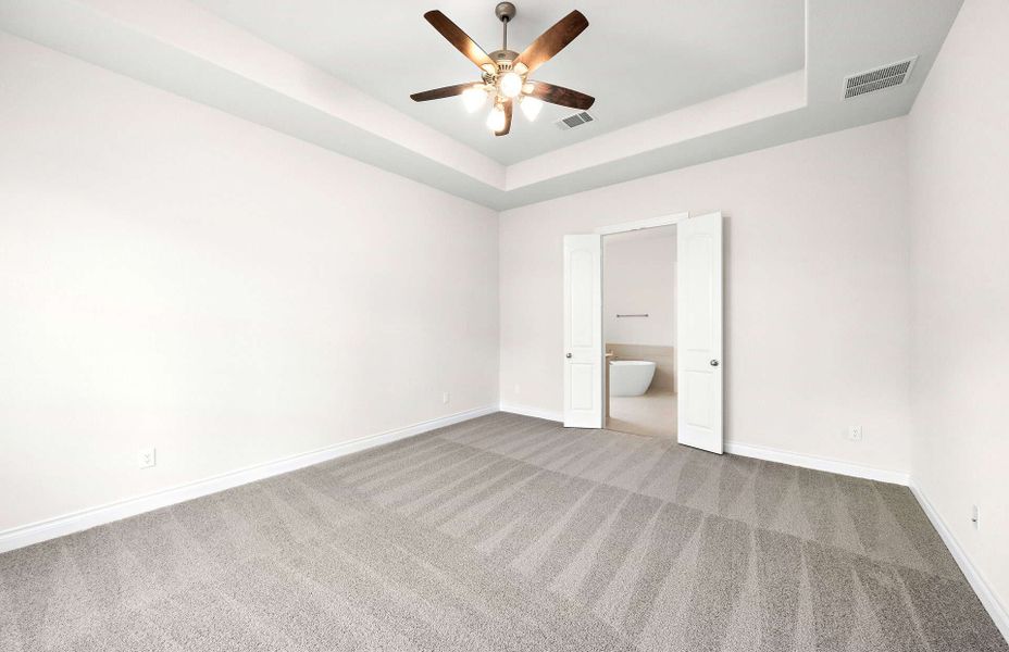 Representative unfurnished interior of a home built from the 3099 by Ravenna Homes in The Highlands 55′, Porter (Image 33). Representative unfurnished interior of a home built from the 3099 by Ravenna Homes in The Highlands 55′, Porter (Image 33).