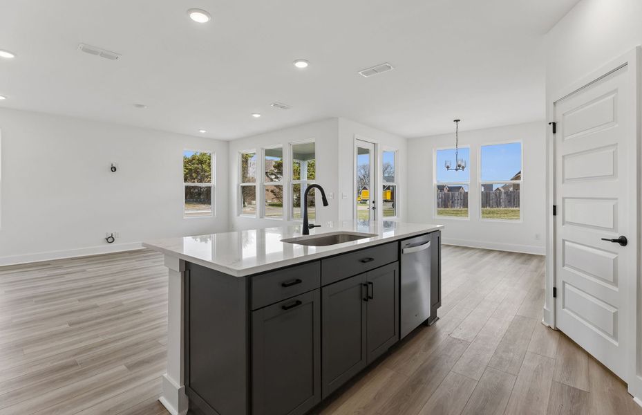 Representative furnished interior of a home built from the Mystique by Pulte Homes in Glenview Farms, Murfreesboro (Image 6).