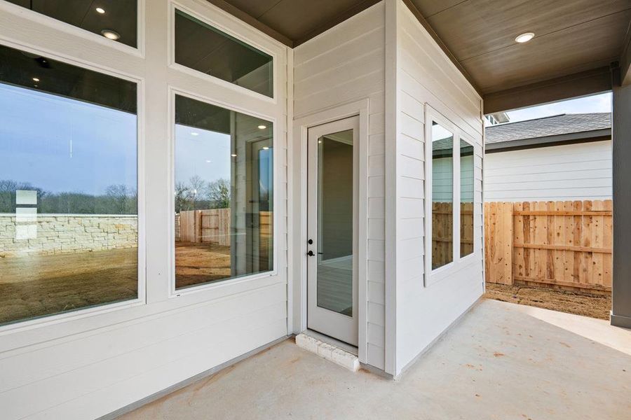 Exterior details and patio area of a home in Lagos Reserve, Manor (Image 3).