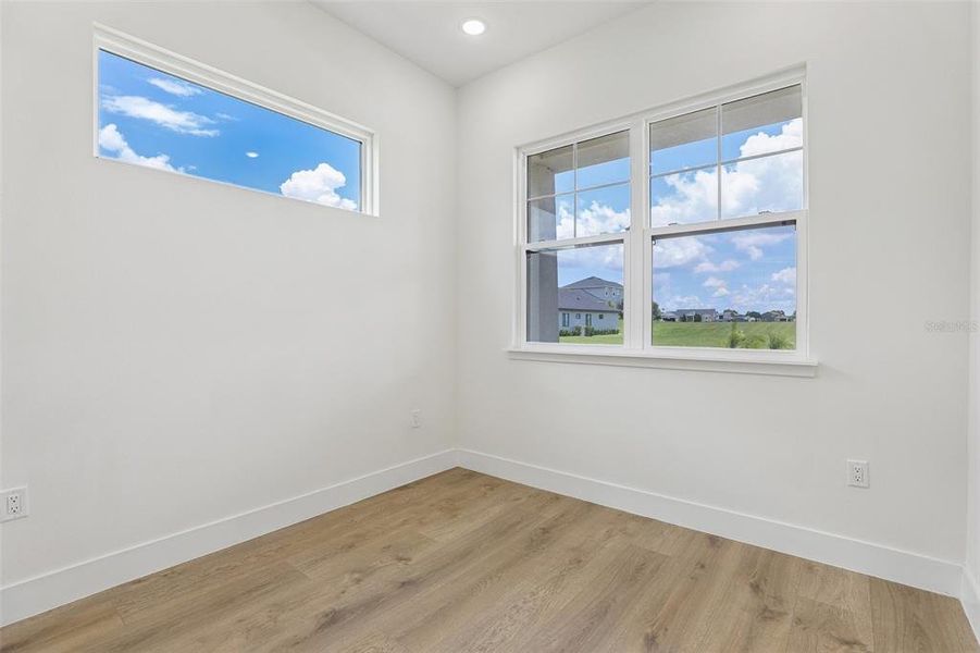 Spacious, unfurnished interior of a new home in , Auburndale (Image 22).