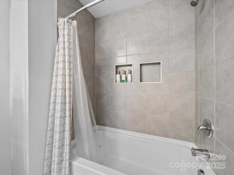 Furnished interior view inside a new home in , Dallas (Image 14). Furnished interior view inside a new home in , Dallas (Image 14).