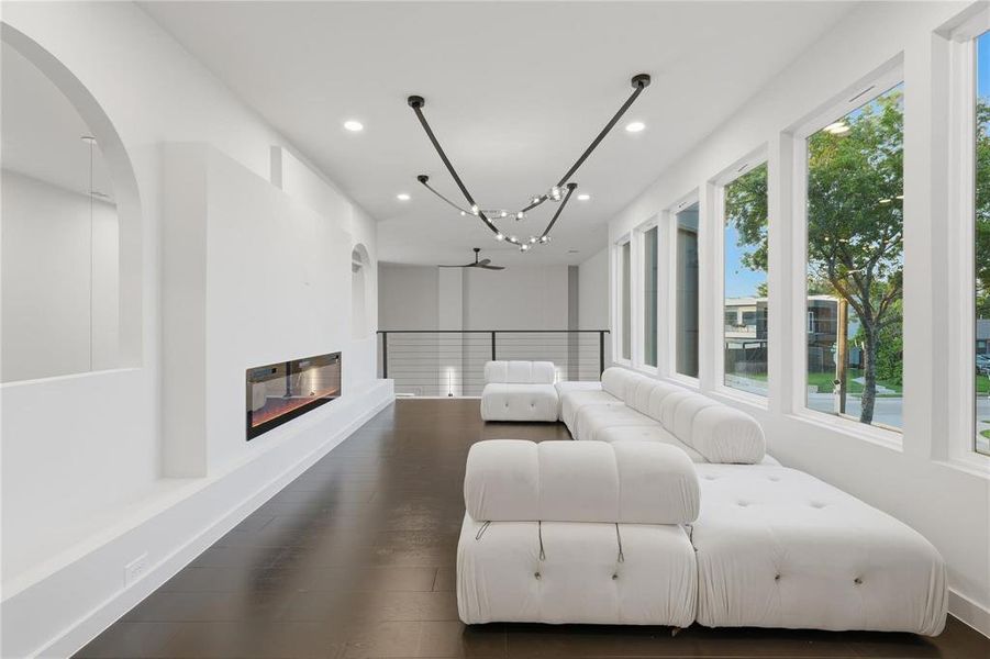 Furnished interior view inside a new home in , Dallas (Image 33).