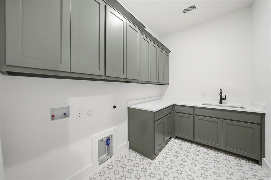 Furnished interior view inside a new home in , Prosper (Image 6).