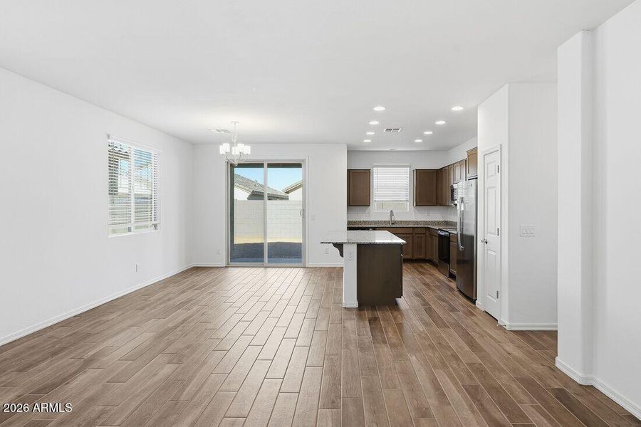 hj-az-phoenix-parkside-rio-vista-35-2-lo