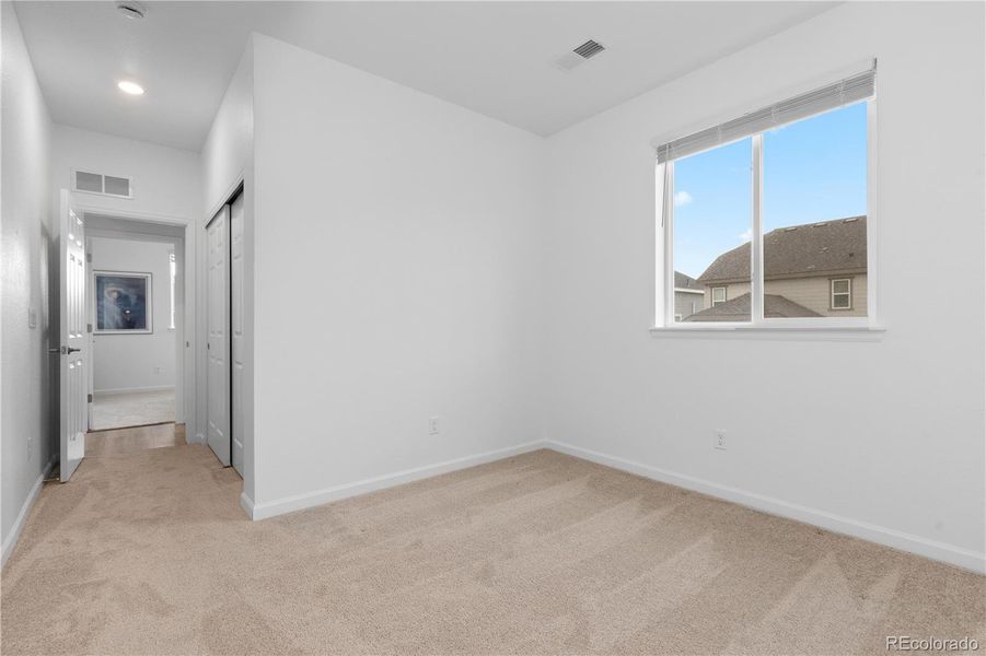 Spacious, unfurnished interior of a new home in Looking Glass, Parker (Image 20).