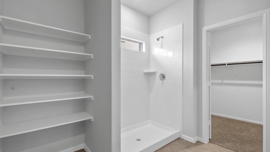 Image 39 representing the Florence by D.R. Horton in The Hills at Reunion, Newark, TX. Image 39 representing the Florence by D.R. Horton in The Hills at Reunion, Newark, TX.