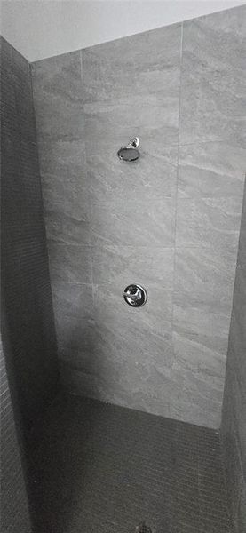 Close-up of interior finishes inside a home in , Sebring (Image 9).