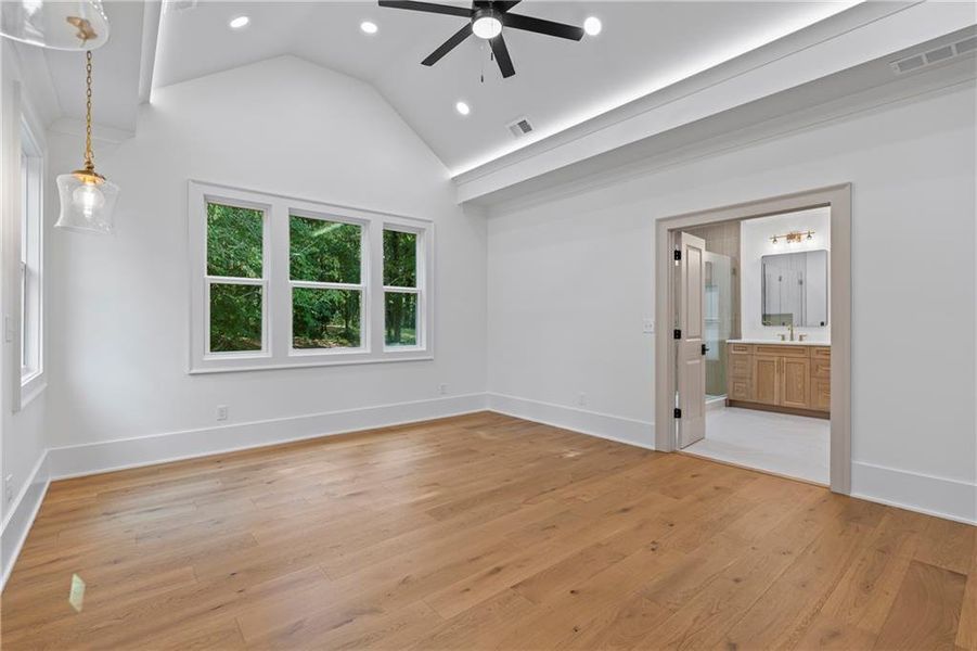 Spacious, unfurnished interior of a new home in , Lilburn (Image 74).