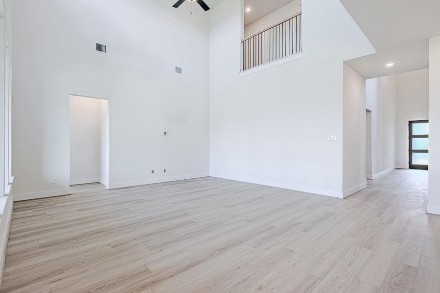 Spacious, unfurnished interior of a new home in WaterStone, Montgomery (Image 32). Spacious, unfurnished interior of a new home in WaterStone, Montgomery (Image 32).